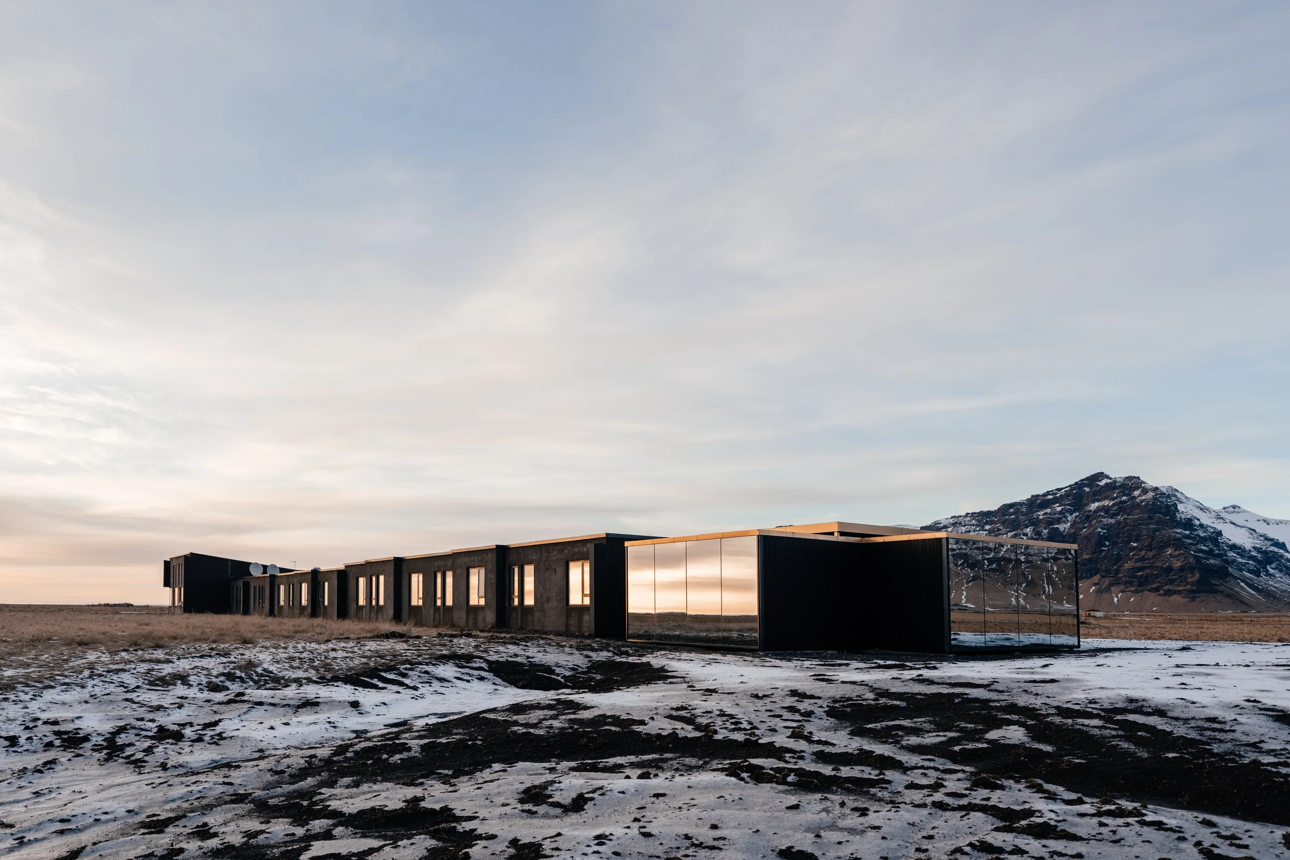 UMI hótel og UMI Spa í vetrarlandslagi